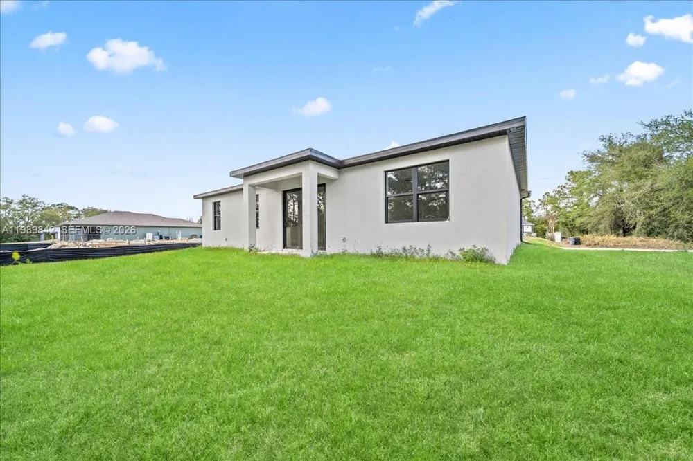 2914 67th st W Lehigh Acres, FL 33971