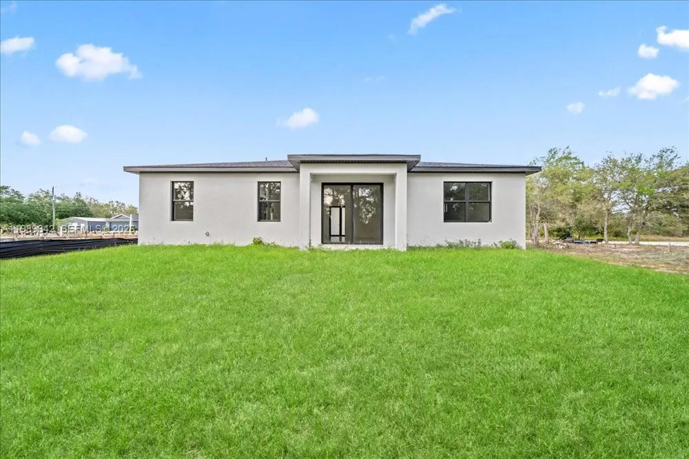 2914 67th st W Lehigh Acres, FL 33971