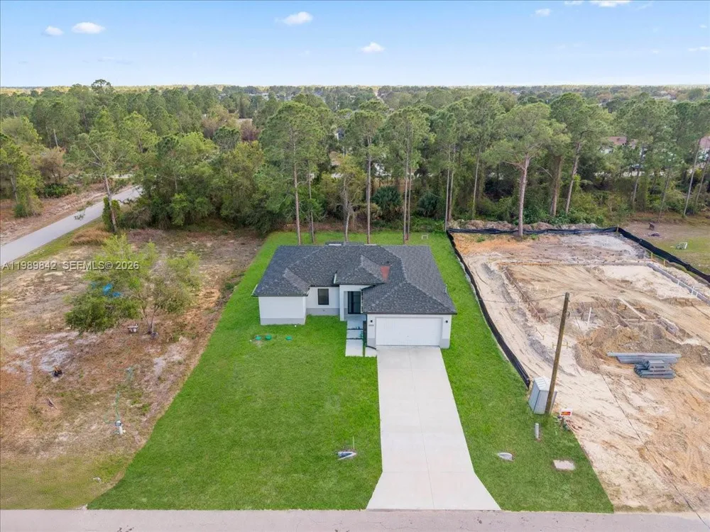 2914 67th st W Lehigh Acres, FL 33971
