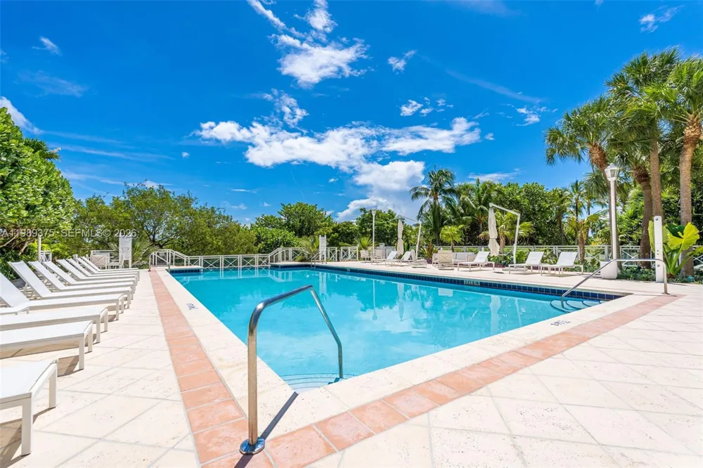 430 Grand Bay Dr #307 Key Biscayne, FL 33149