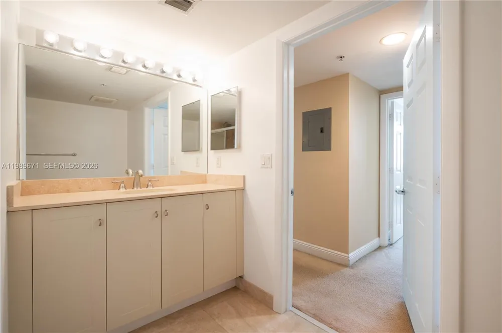 3232 SW Coral Way #1504 Miami, FL 33145