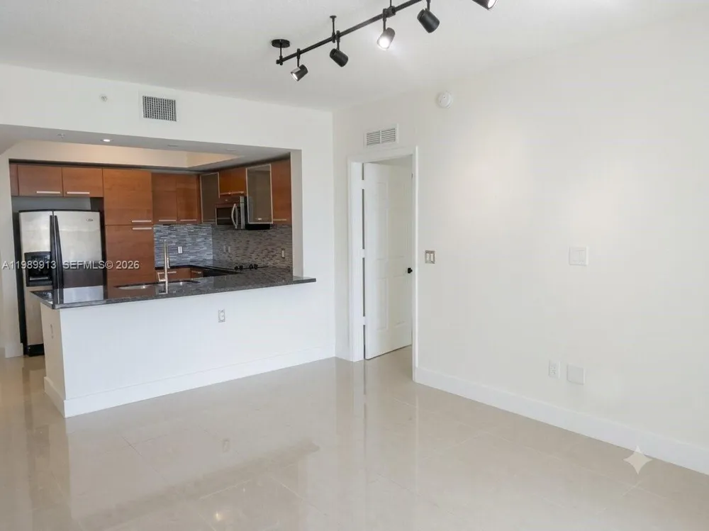 2030 S Douglas Rd #414 Coral Gables, FL 33134