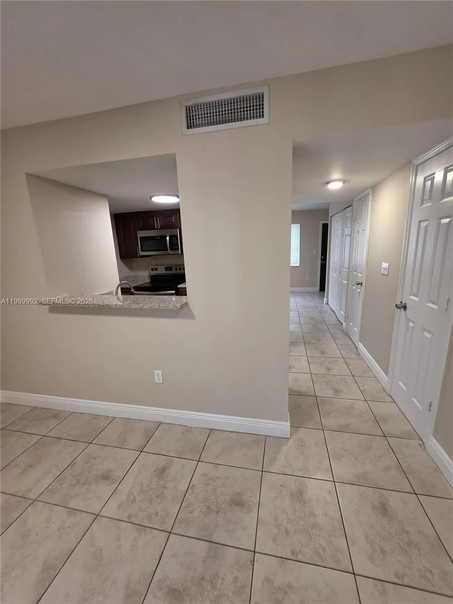 1990 NW 4th Ct #7 Miami, FL 33136