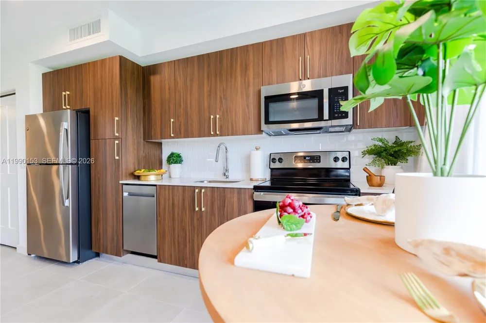 1005 Spring Garden Rd #748 Miami, FL 33136