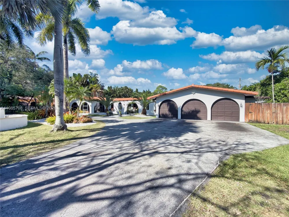7925 124th St Pinecrest, FL 33156