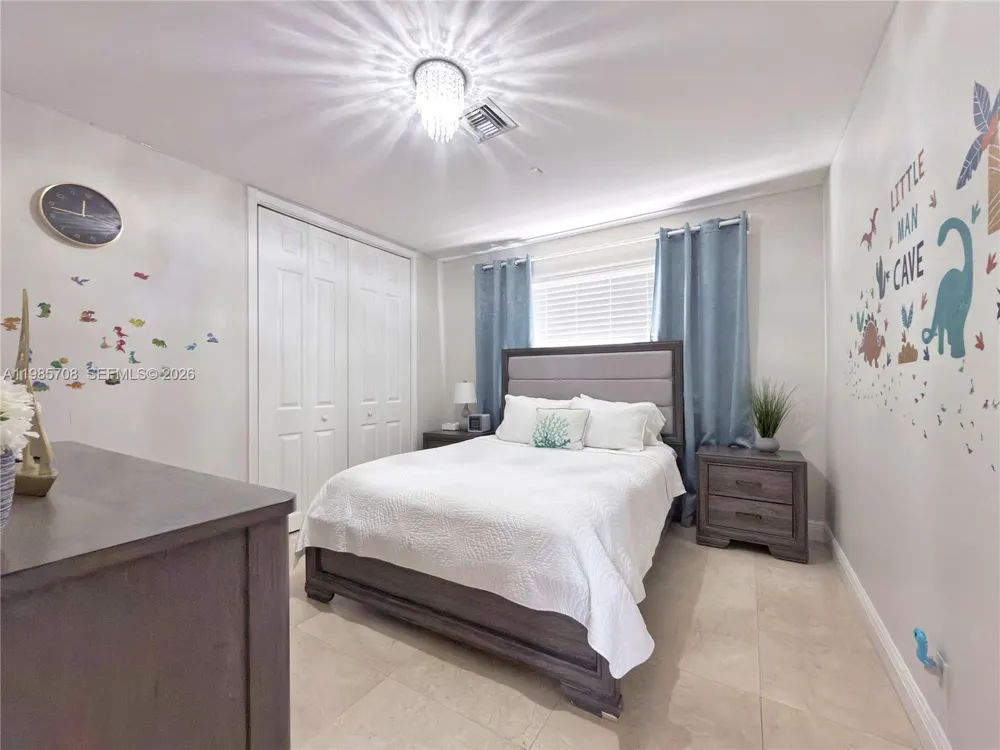 7925 124th St Pinecrest, FL 33156