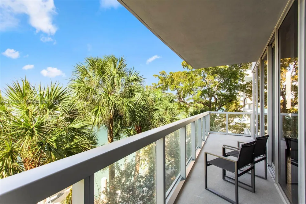 9940 W Bay Harbor Dr #3G-N Bay Harbor Islands, FL 33154