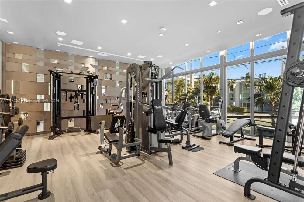 9940 W Bay Harbor Dr #3G-N Bay Harbor Islands, FL 33154