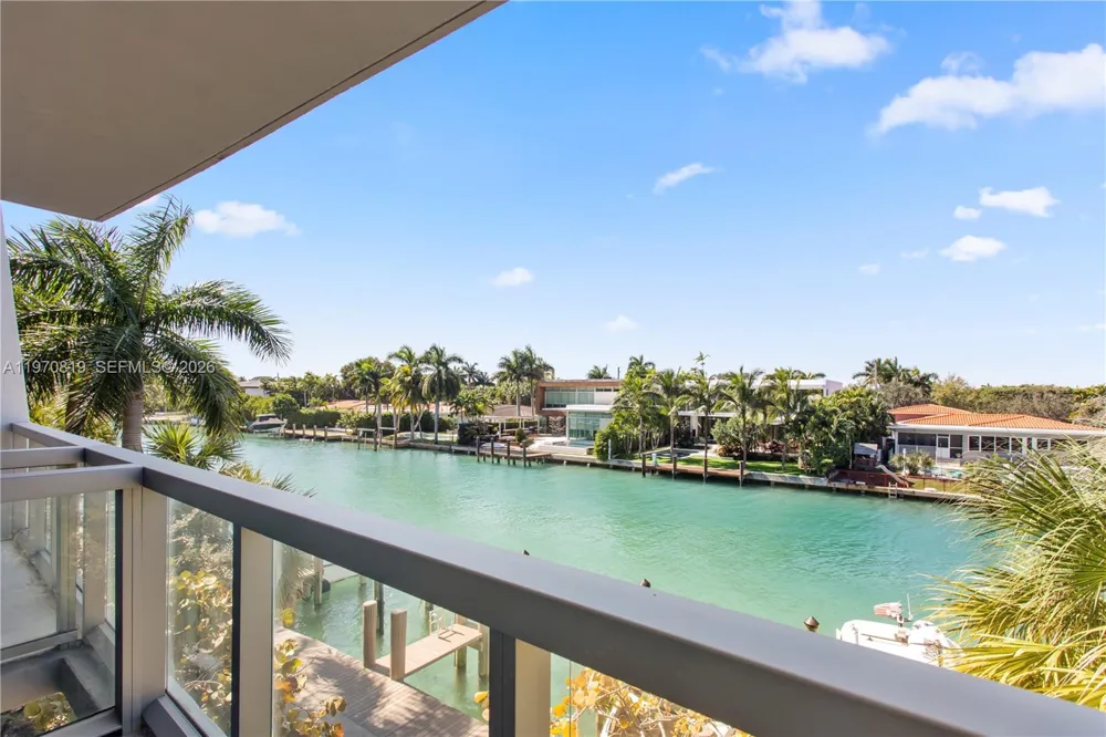 9940 W Bay Harbor Dr #3G-N Bay Harbor Islands, FL 33154