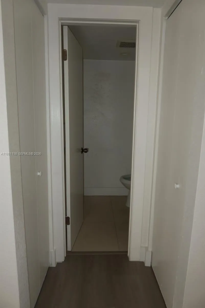 8098 NW 99th Ter Hialeah Gardens, FL 33016