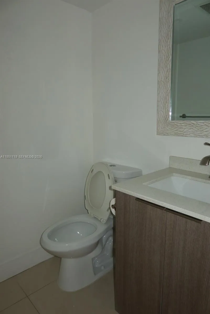 8098 NW 99th Ter Hialeah Gardens, FL 33016
