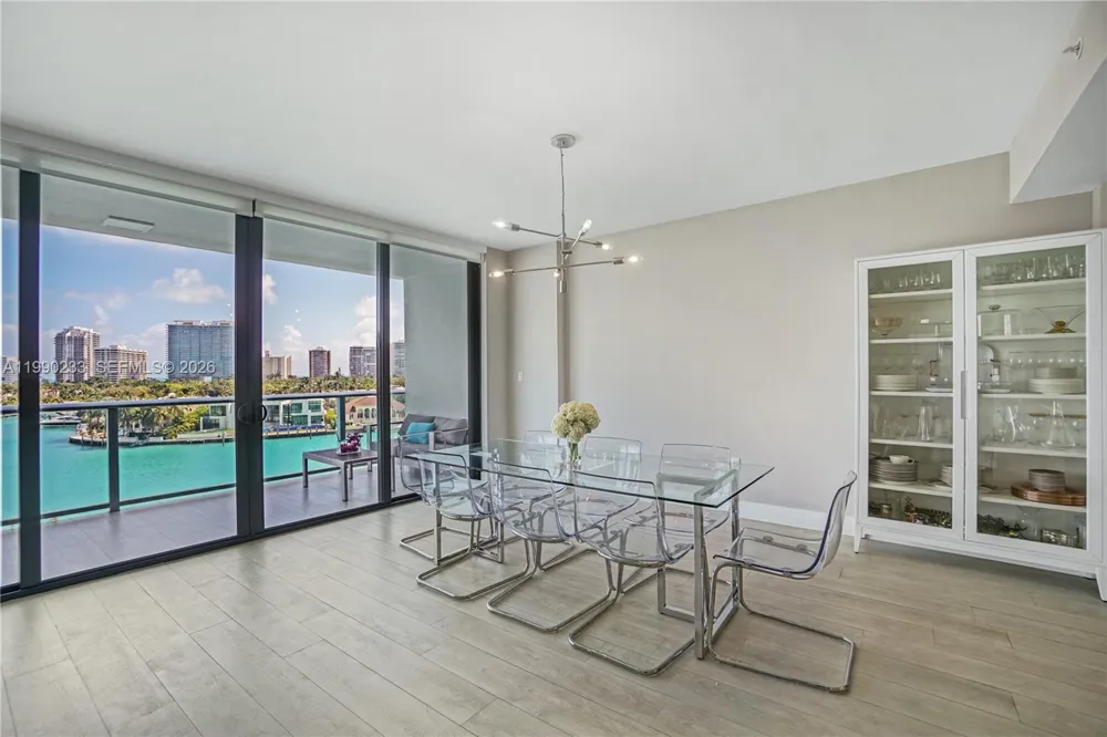 10201 E BAY HARBOUR #601 Bay Harbor Islands, FL 33154