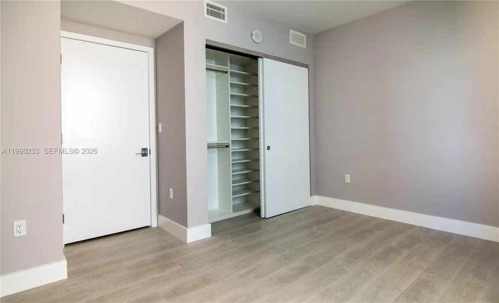 10201 E BAY HARBOUR #601 Bay Harbor Islands, FL 33154
