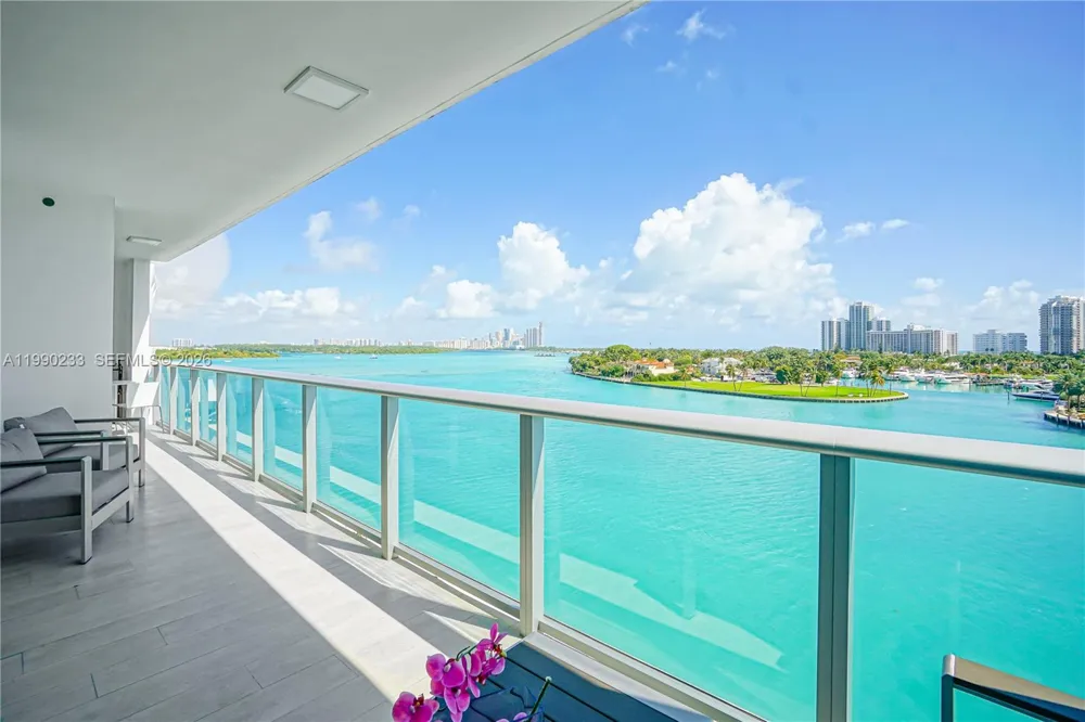 10201 E BAY HARBOUR #601 Bay Harbor Islands, FL 33154