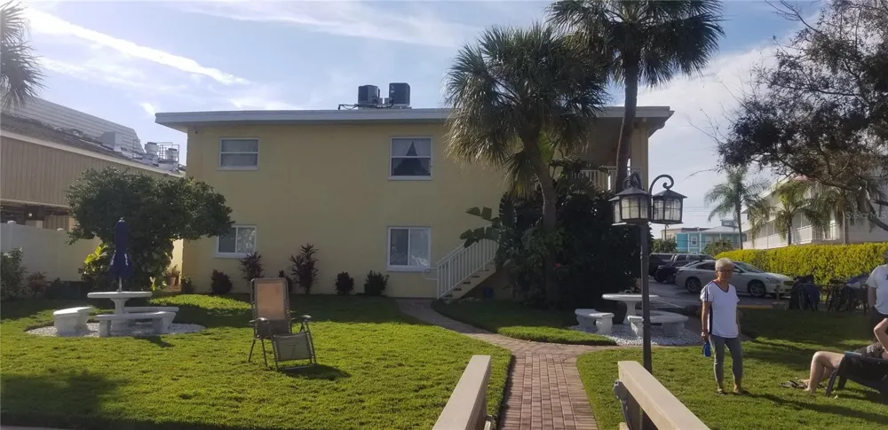 9715 HARRELL AVENUE #14 Treasure Island, FL 33706