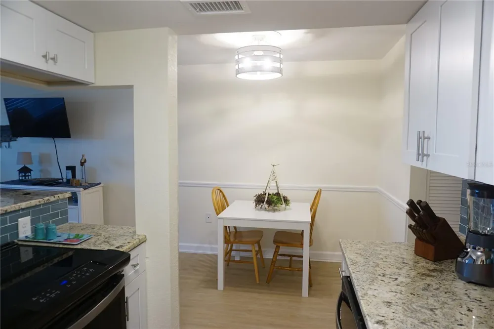 9715 HARRELL AVENUE #14 Treasure Island, FL 33706