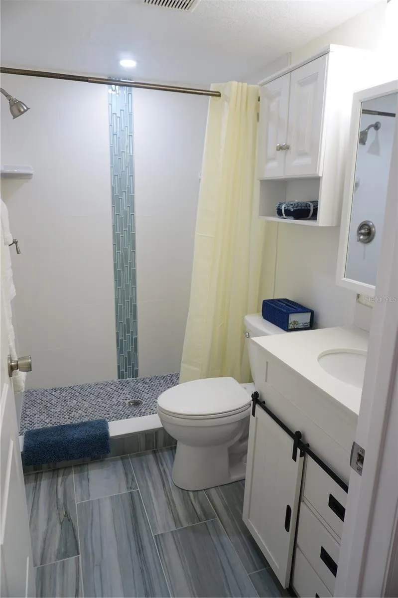 9715 HARRELL AVENUE #14 Treasure Island, FL 33706