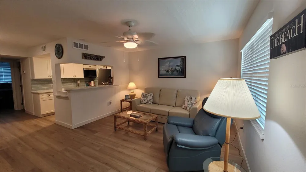 9715 HARRELL AVENUE #14 Treasure Island, FL 33706