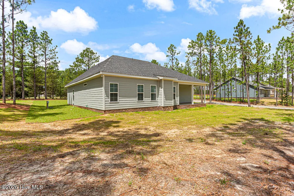 2433 Murdocksville Road West End, NC 27376
