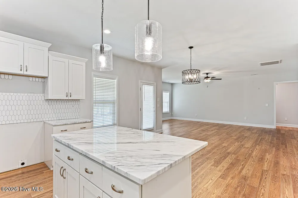 2433 Murdocksville Road West End, NC 27376
