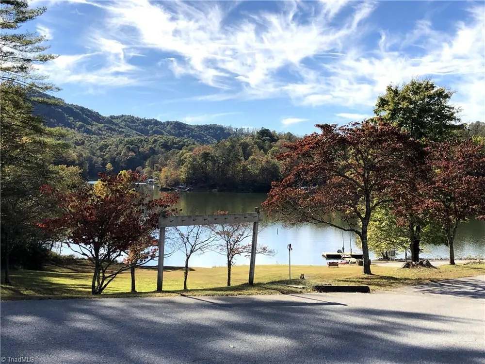 2 Majestic Court Boomer, NC 28606