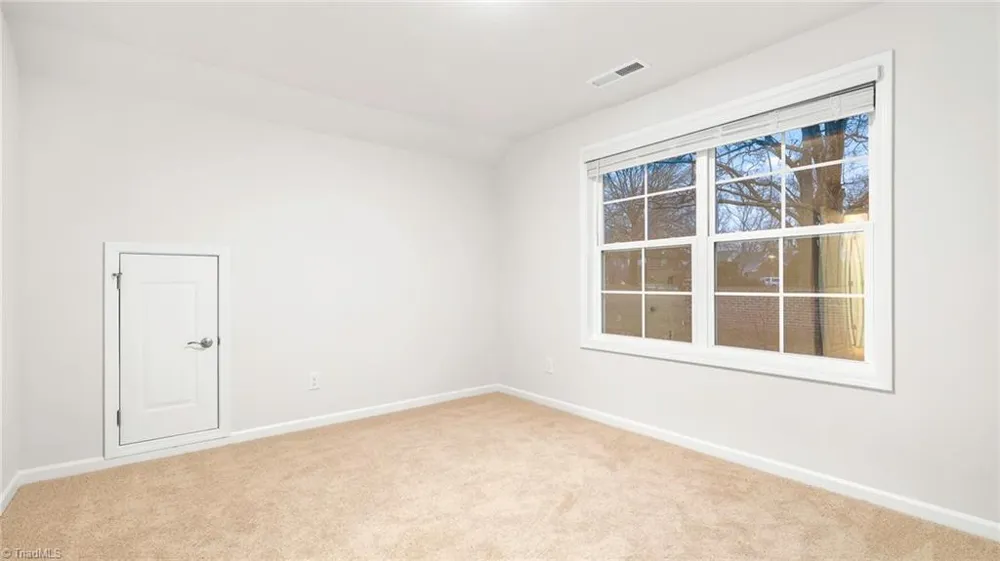 306 Sefton Drive Jamestown, NC 27282