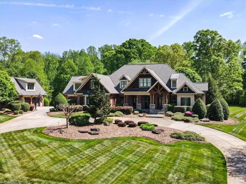 5787 Meadow Pond Court