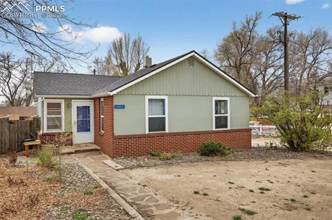 1917 E Cache La Poudre Street