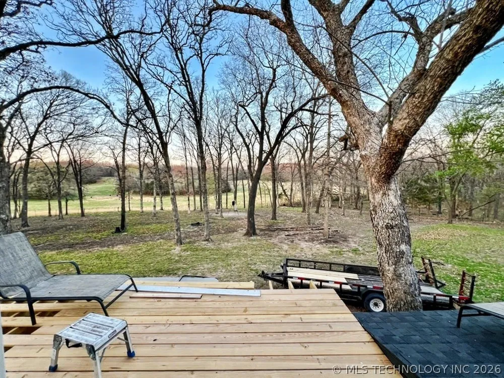 17902 E 688 ROAD Tahlequah, OK 74464