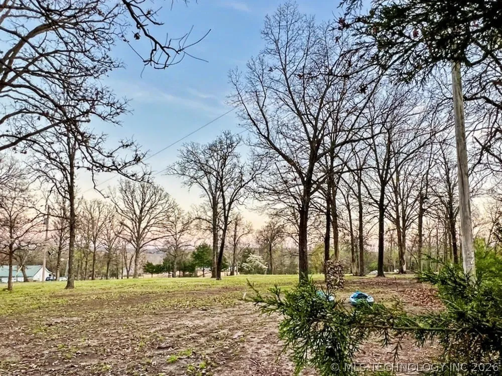 17902 E 688 ROAD Tahlequah, OK 74464