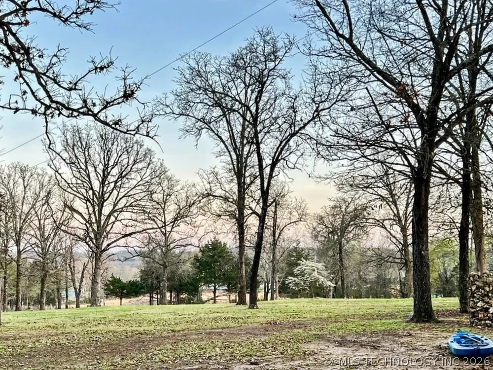 17902 E 688 ROAD Tahlequah, OK 74464