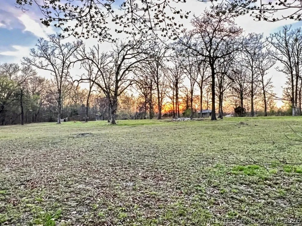 17902 E 688 ROAD Tahlequah, OK 74464