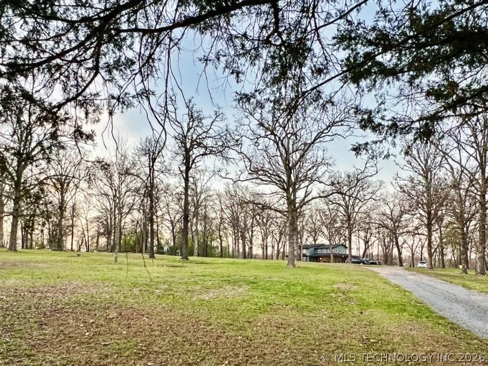 17902 E 688 ROAD Tahlequah, OK 74464