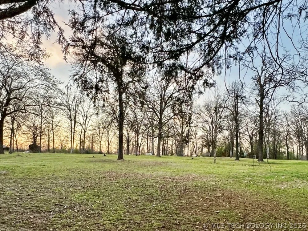 17902 E 688 ROAD Tahlequah, OK 74464