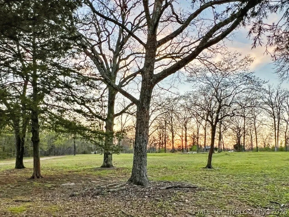 17902 E 688 ROAD Tahlequah, OK 74464