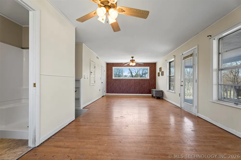 5057 E 425 ROAD Adair, OK 74330