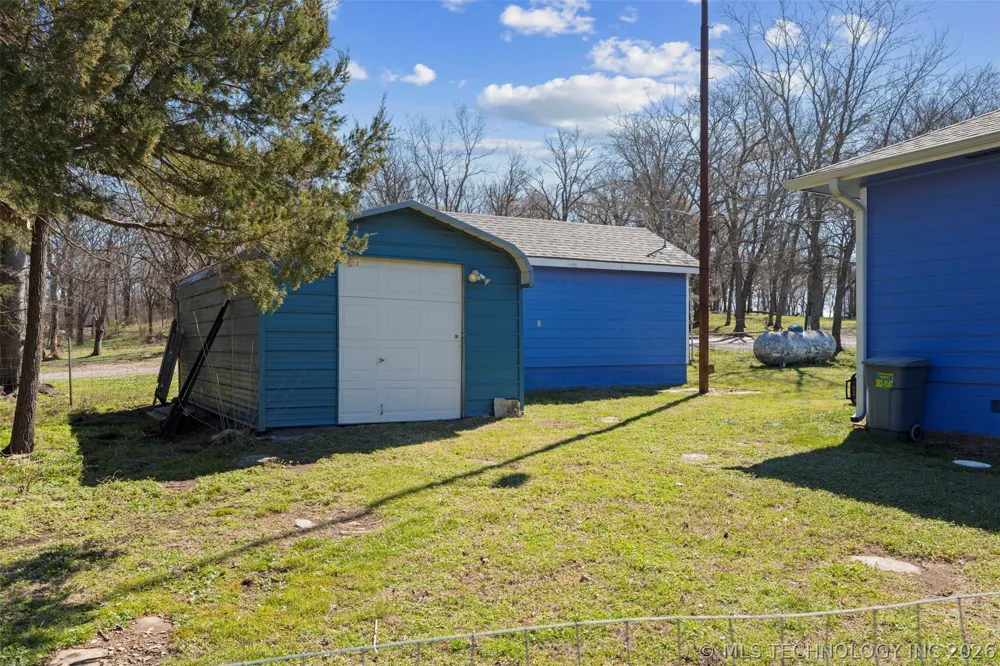 5057 E 425 ROAD Adair, OK 74330