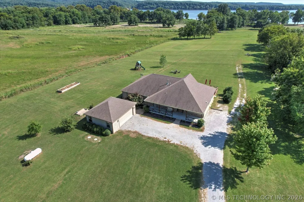 2130 E 4675 ROAD Pryor, OK 74361