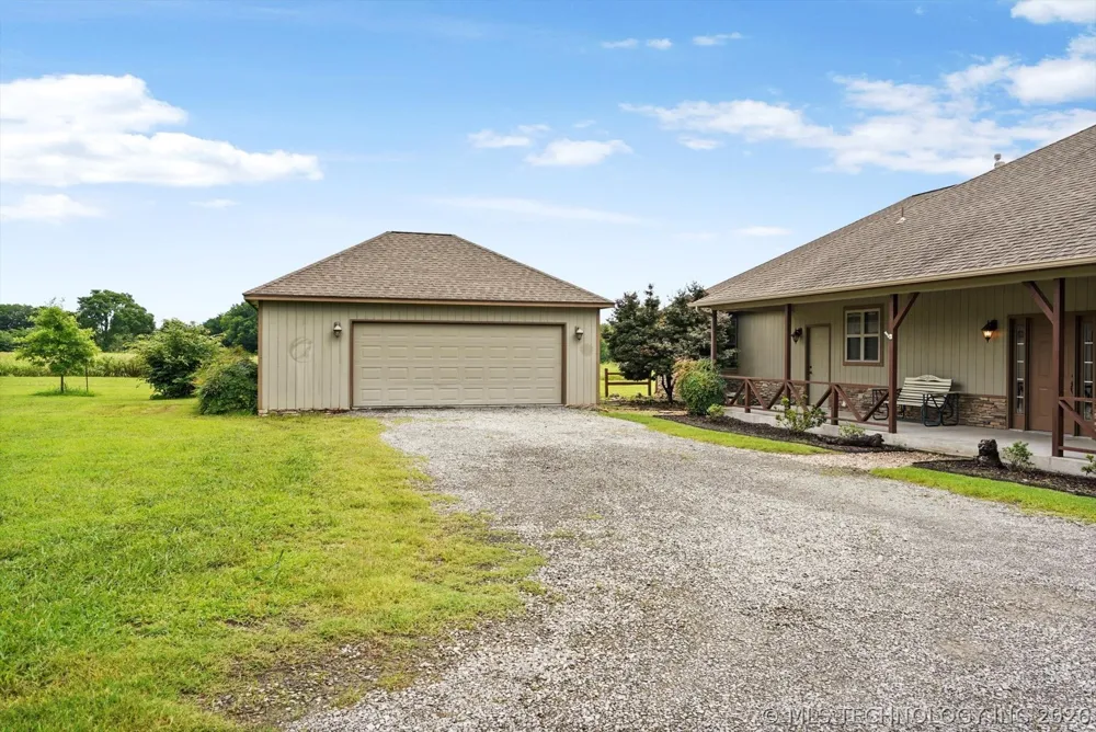2130 E 4675 ROAD Pryor, OK 74361