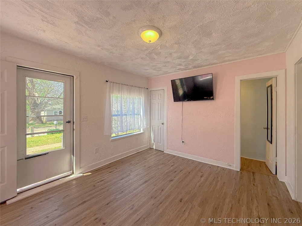 512 Francis Street Ada, OK 74820