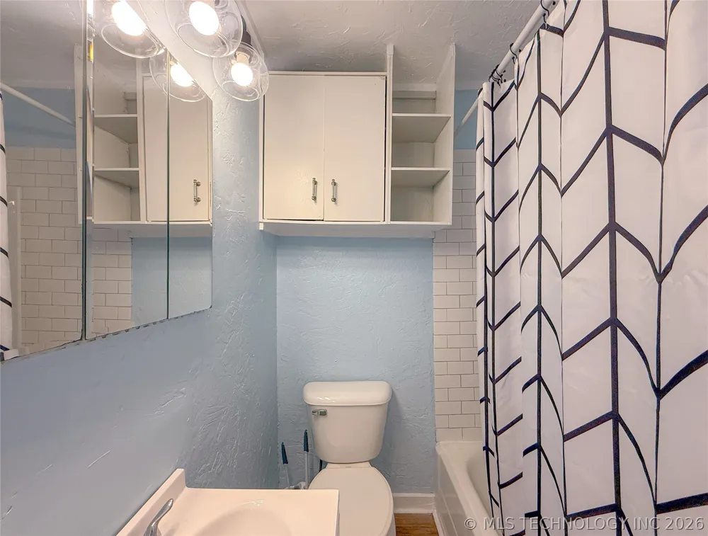 512 Francis Street Ada, OK 74820