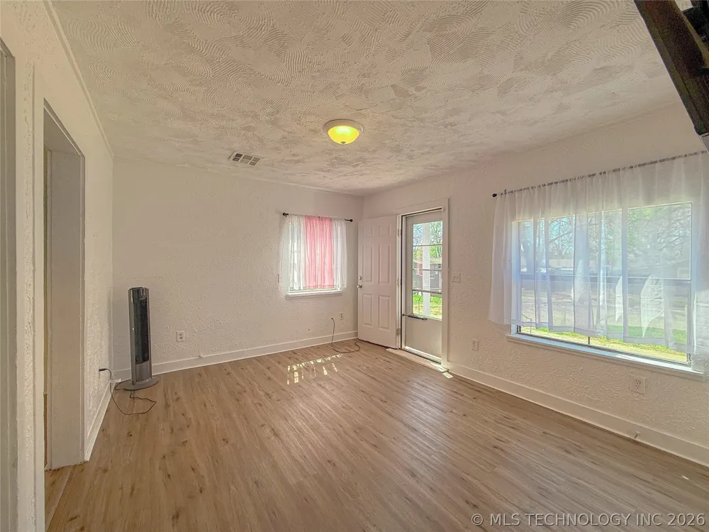 512 Francis Street Ada, OK 74820