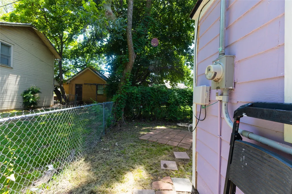 512 Francis Street Ada, OK 74820