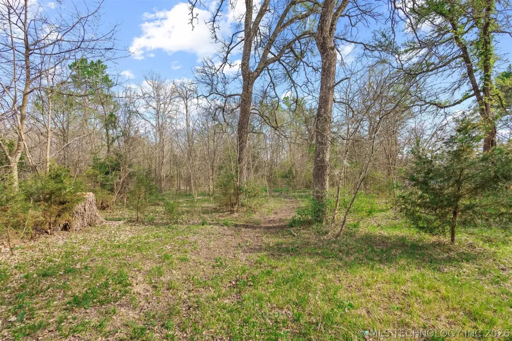 2628 E 2064 ROAD Hugo, OK 74743