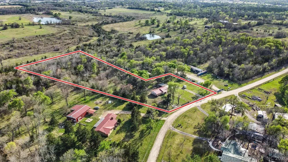 2628 E 2064 ROAD Hugo, OK 74743