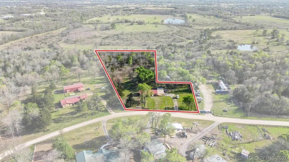 2628 E 2064 ROAD Hugo, OK 74743