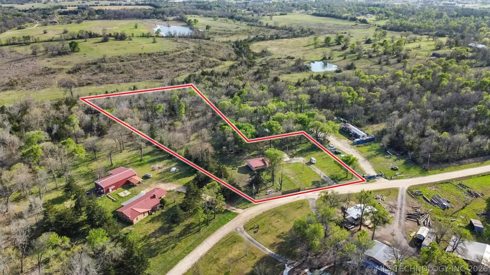 2628 E 2064 ROAD Hugo, OK 74743