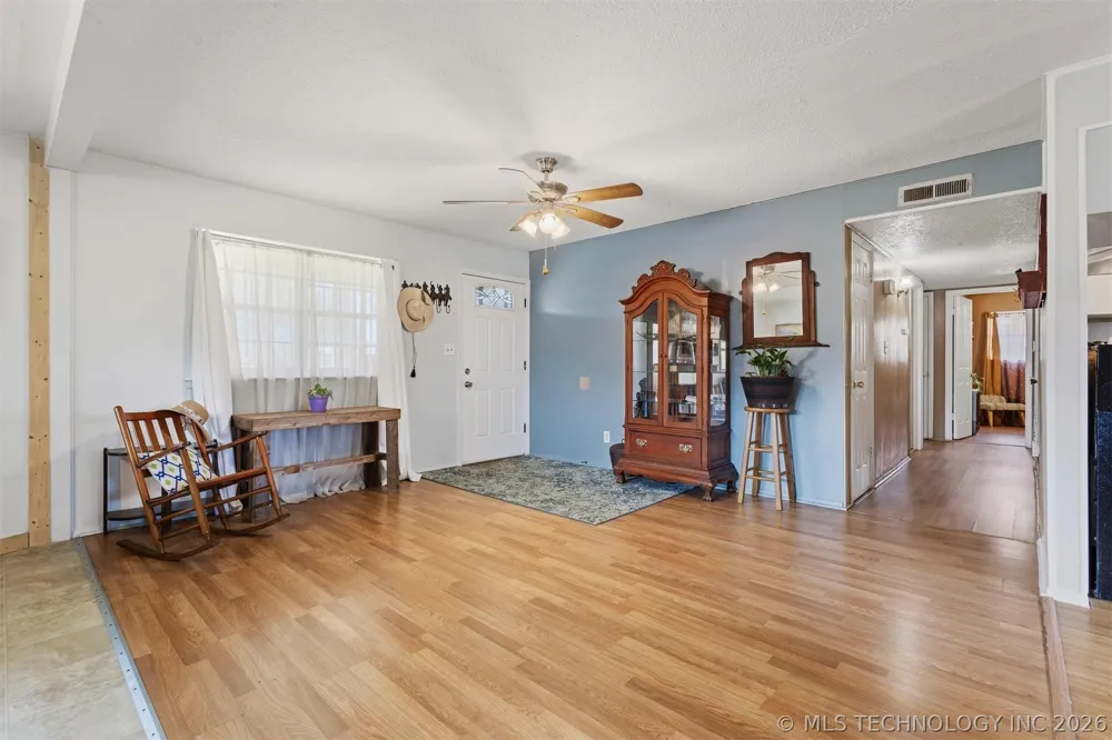 2628 E 2064 ROAD Hugo, OK 74743