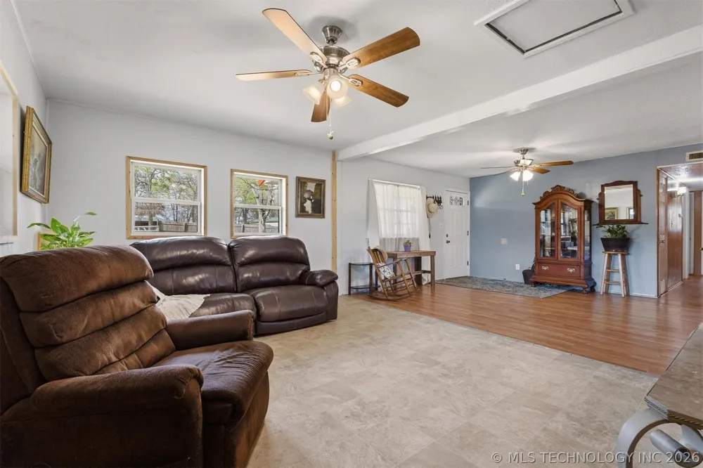 2628 E 2064 ROAD Hugo, OK 74743