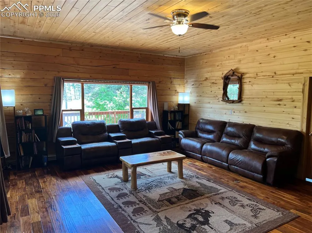 87 Thompson Road La Veta, CO 81055